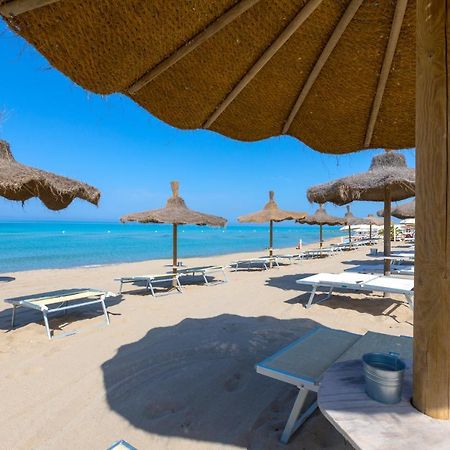 Badia del Casale Bed & Breakfast Ugento Bagian luar foto