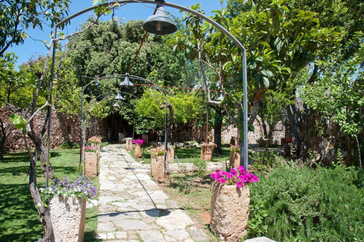 Badia del Casale Bed & Breakfast Ugento Bagian luar foto